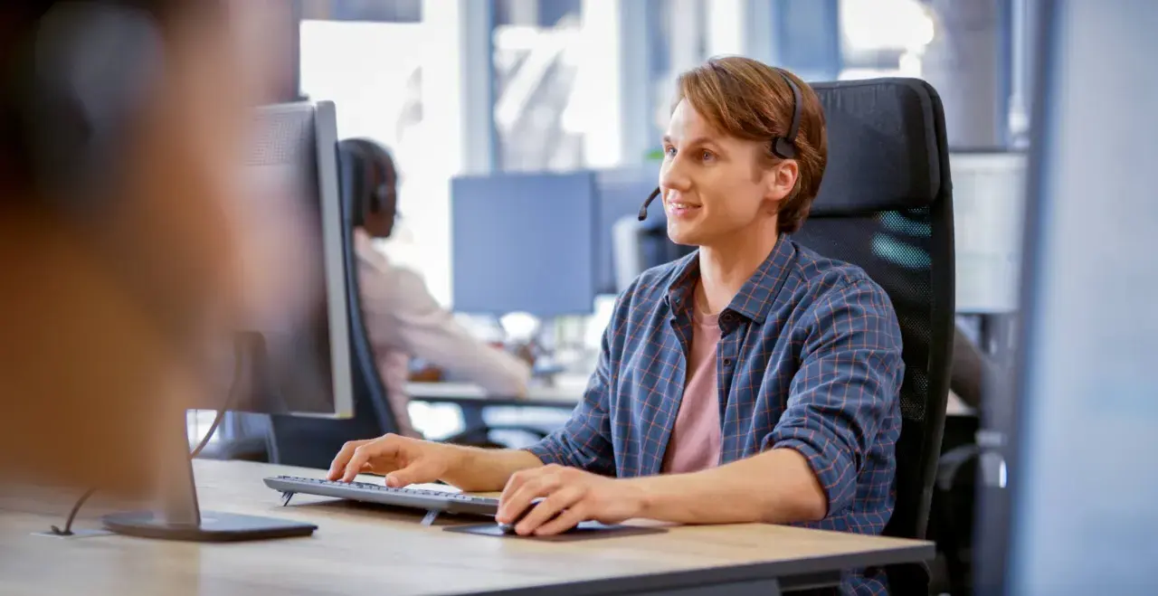 Agentic AI customer service, with humans in the loop.