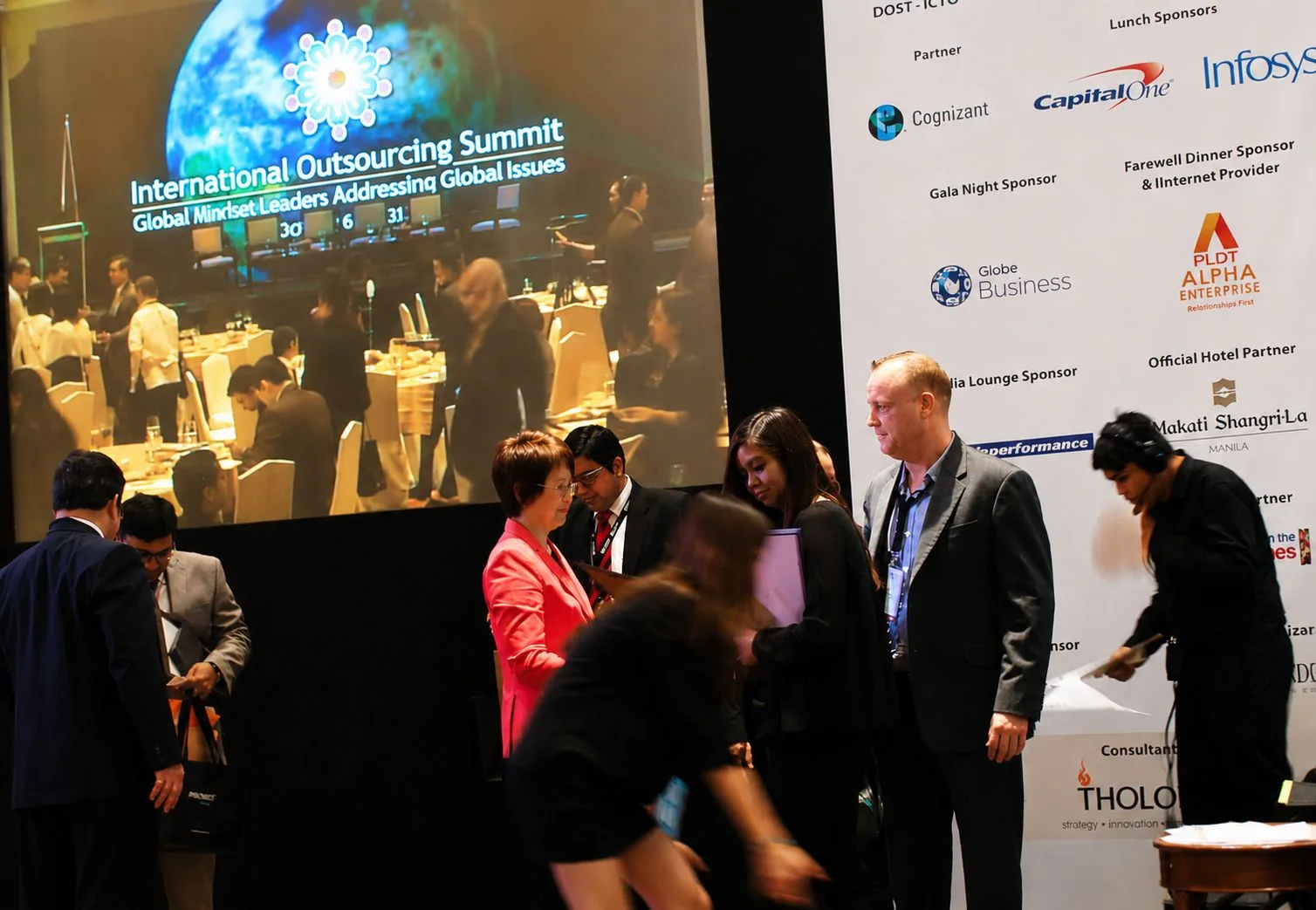 Ralf Ellspermann at the International Outsourcing Summit in Manila